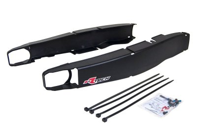 Rtech, Svingarmsskydd, SVART, Yamaha 16-26 WR450F, 09-22 YZ450F, 26 YZ450F, 15-24 WR250F, 09-23 YZ250F, FANTIC 22-23 XEF 450/XXF